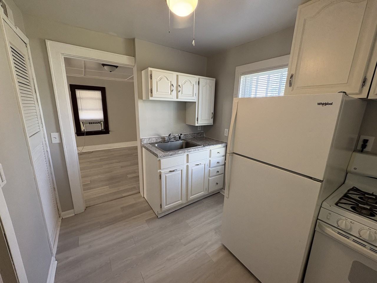 713 East Moneta Avenue - Photo 7 of 12