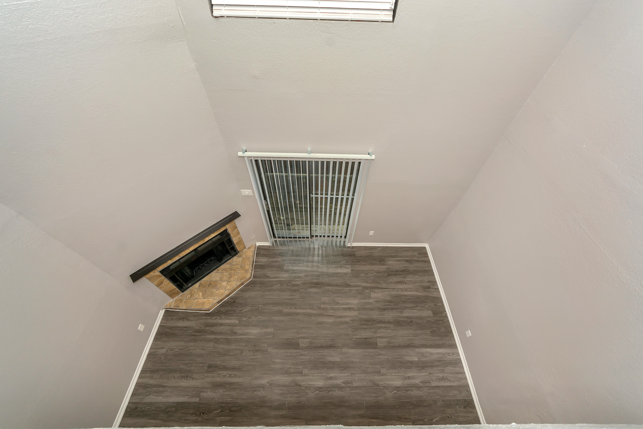 Hulen Park Place - Photo 4 of 20