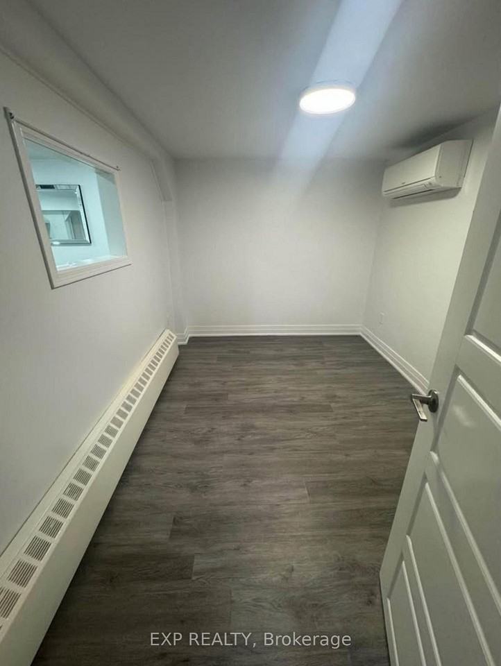 148 Cosburn Avenue - Photo 4 of 12
