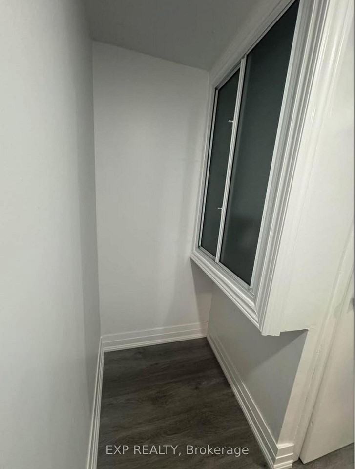 148 Cosburn Avenue - Photo 6 of 12