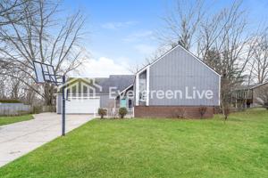 featured image of 412 Wyoga Lake Blvd
