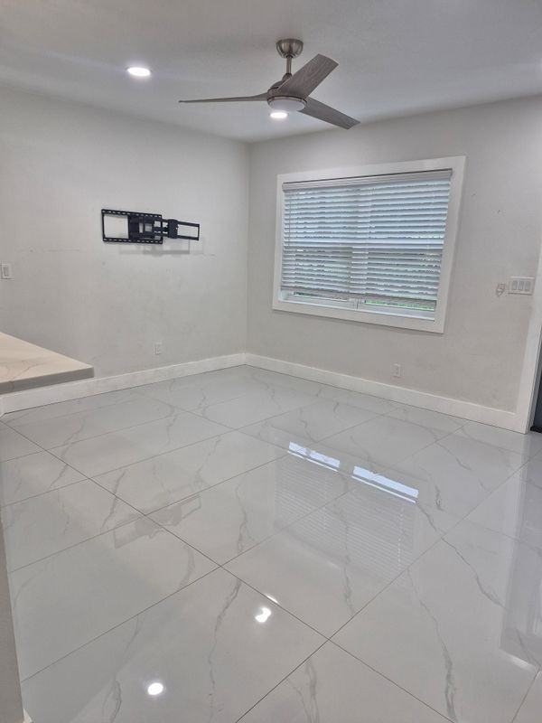 6108 S Main Ave - Photo 5 of 15