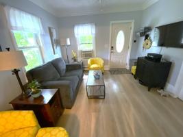 featured image of 10 Shelby Ln