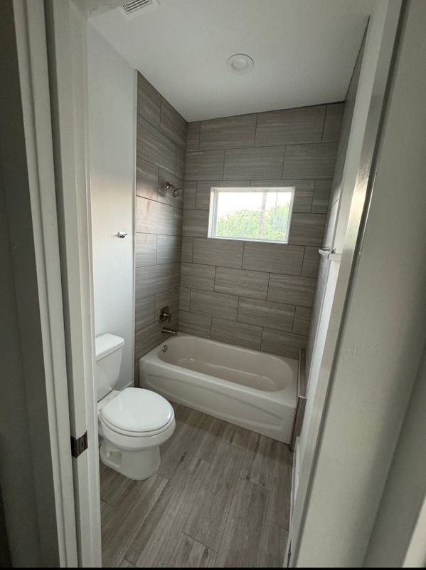 7608 Easter St - Photo 6 of 22