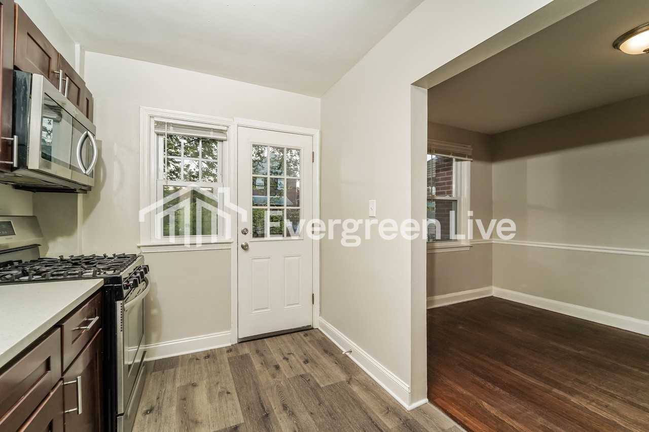8624 Oak Rd - Photo 6 of 13