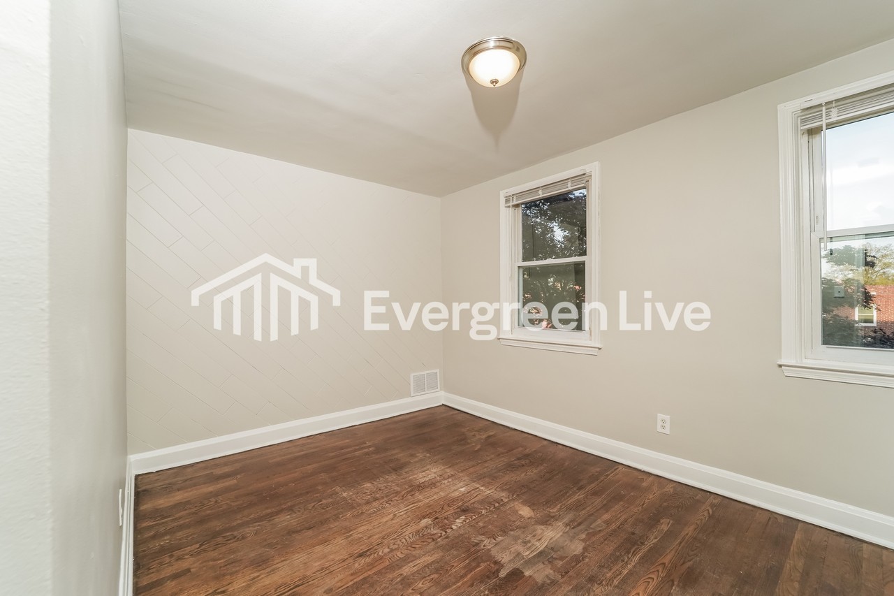8624 Oak Rd - Photo 7 of 13