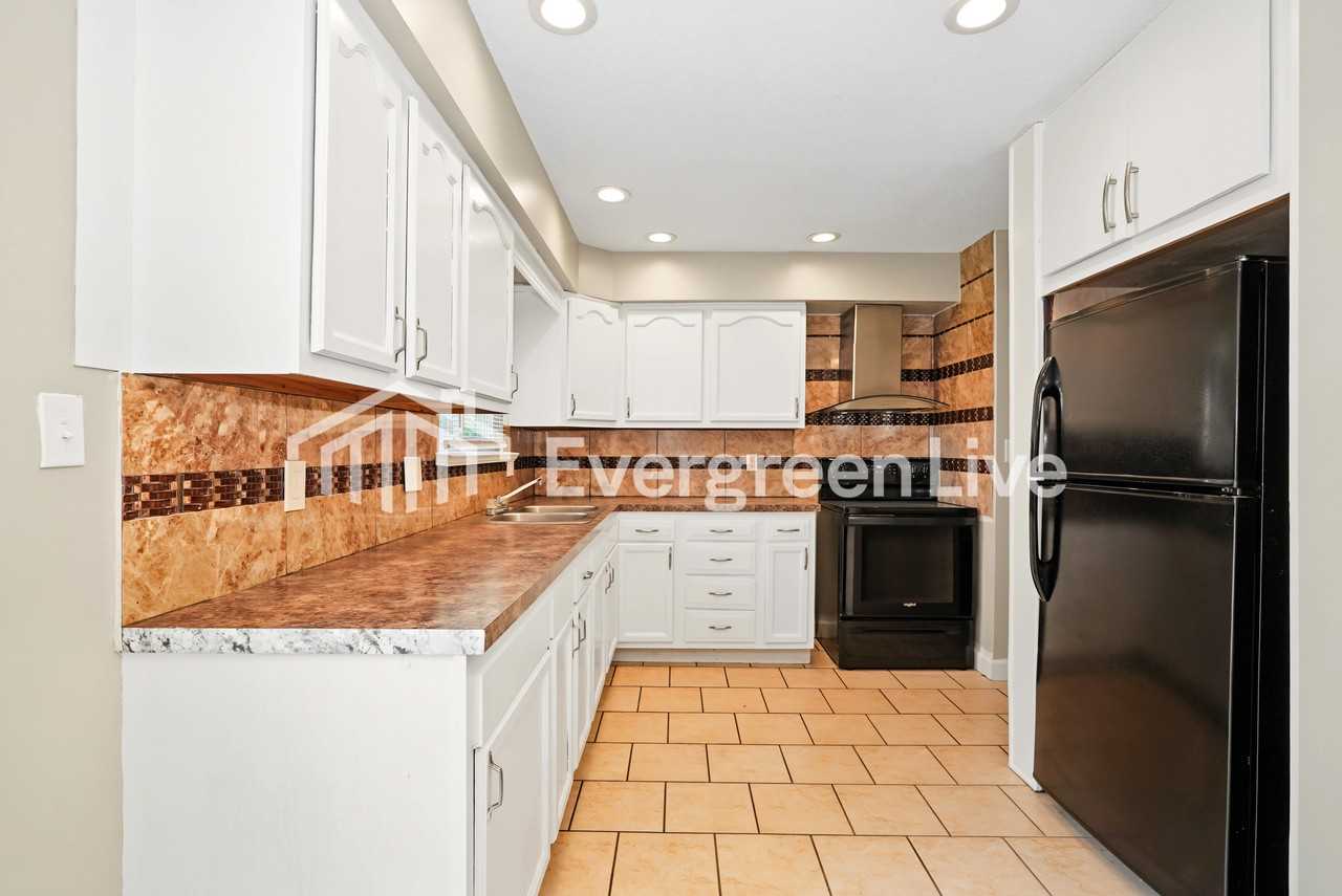 5100 Refugee Rd - Photo 2 of 15