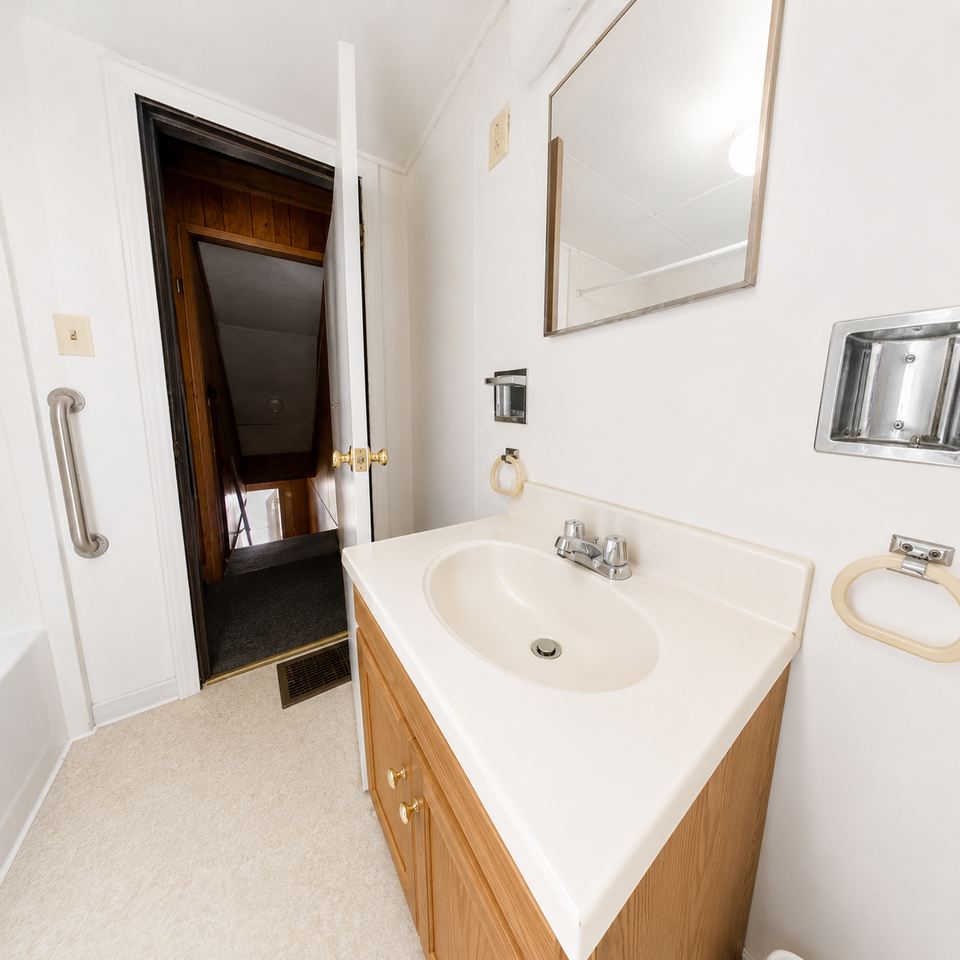 136 North Grant Avenue #136 - Photo 7 of 8