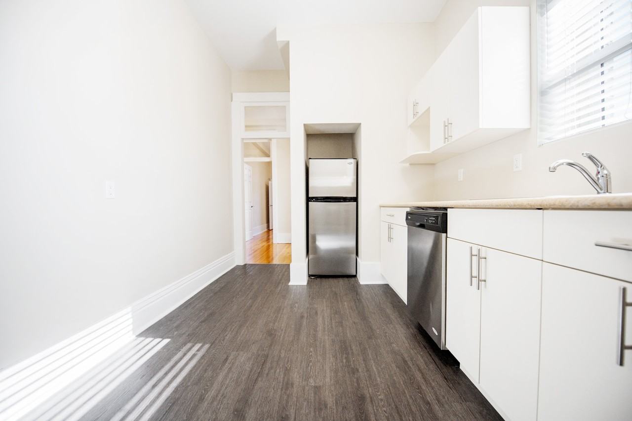 626 Jessie Avenue - Photo 4 of 16