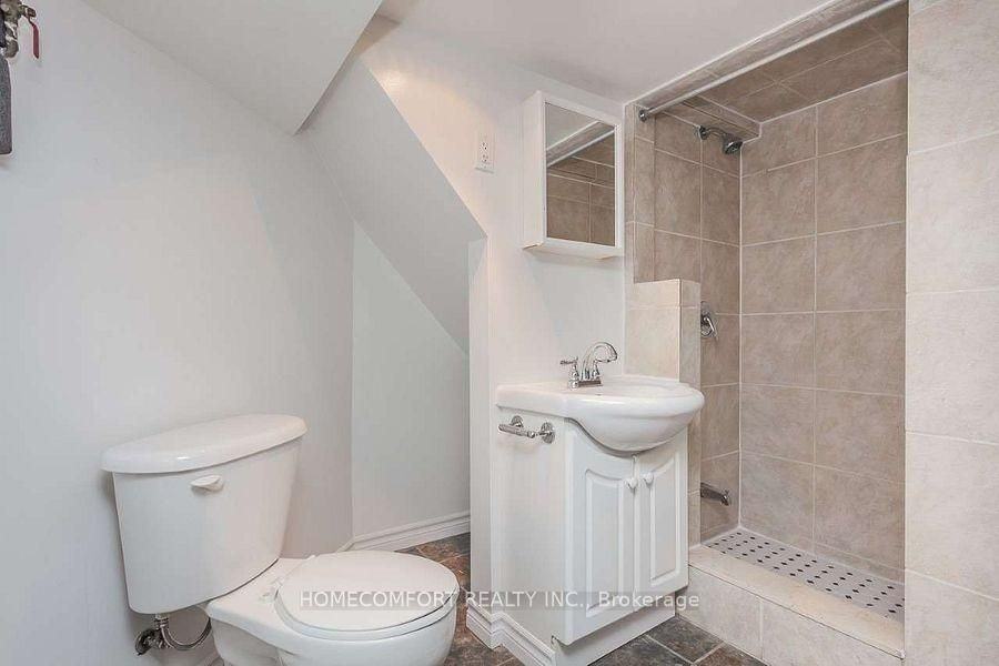 208 Manning Avenue - Photo 12