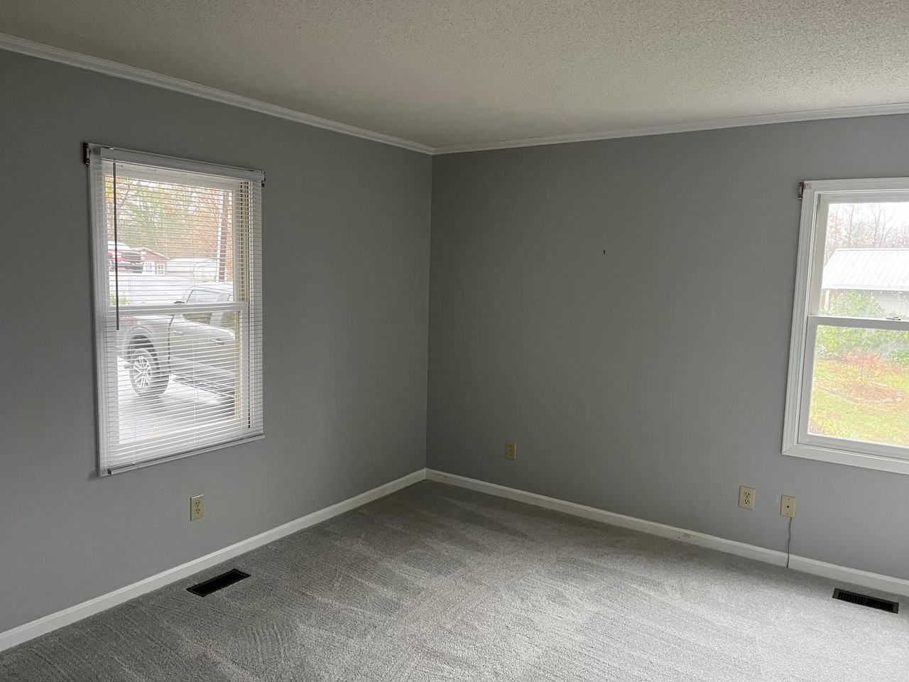 191 Frost Rd - Photo 7 of 17