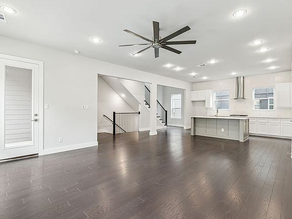 2628 Carmelita St #A - Photo 2 of 14