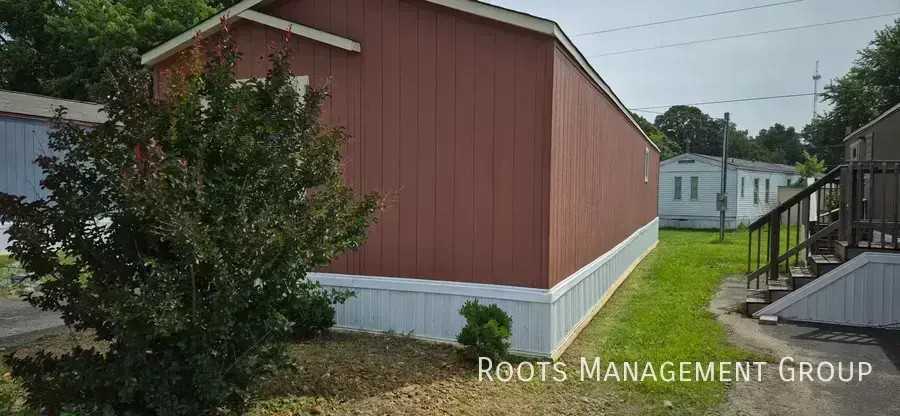 196 Riviera Courts Dr #196 - Photo 2 of 16
