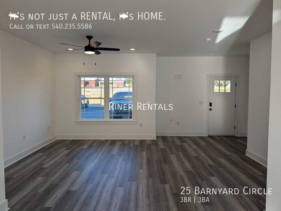 25 Barnyard Cir - Photo 2 of 16