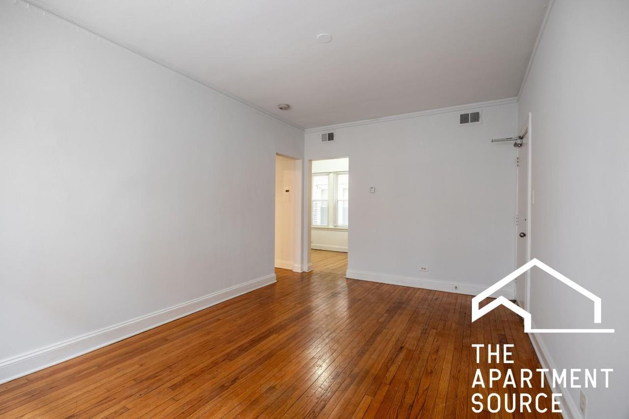 7350 N Damen Ave #G - Photo 7 of 14