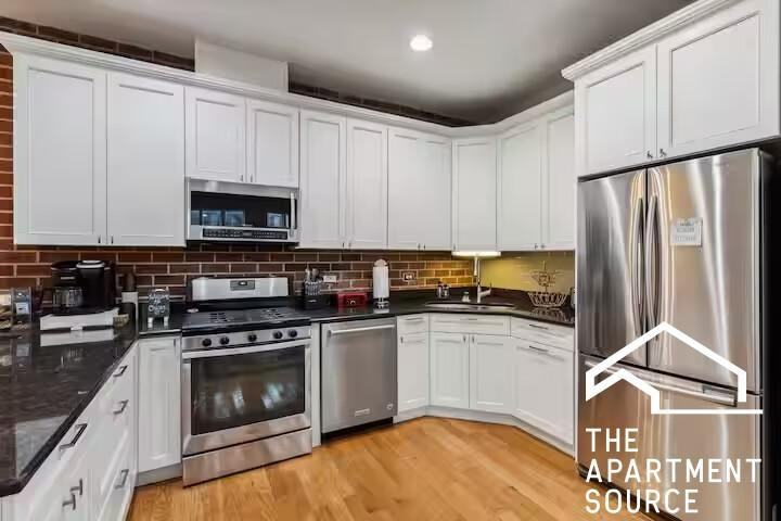 3935 S Wells St #1 - Photo 2 of 19