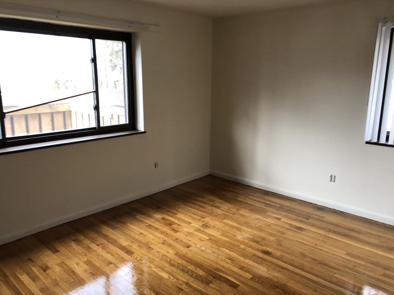 202 Central St #04 - Photo 4 of 7