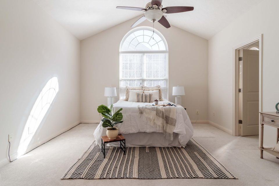 7518 Acela St - Photo 6 of 22