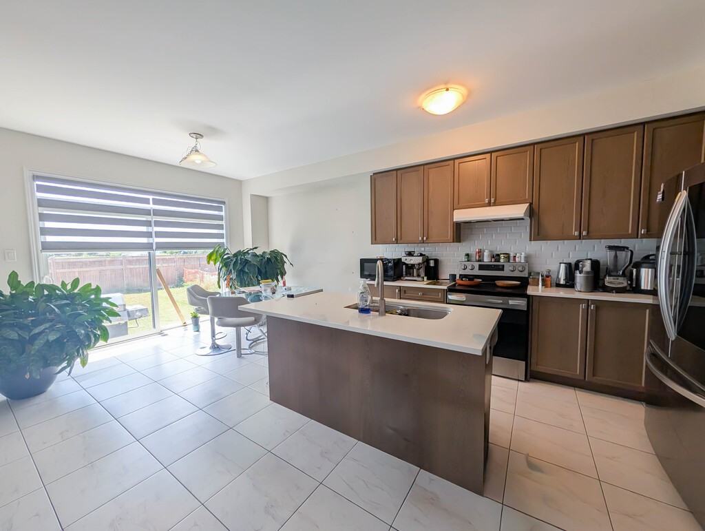 150 Explorer Way - Photo 2 of 25