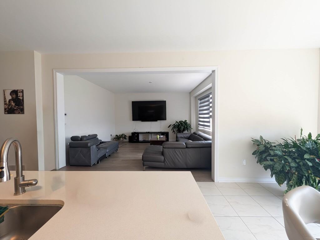 150 Explorer Way - Photo 5 of 25