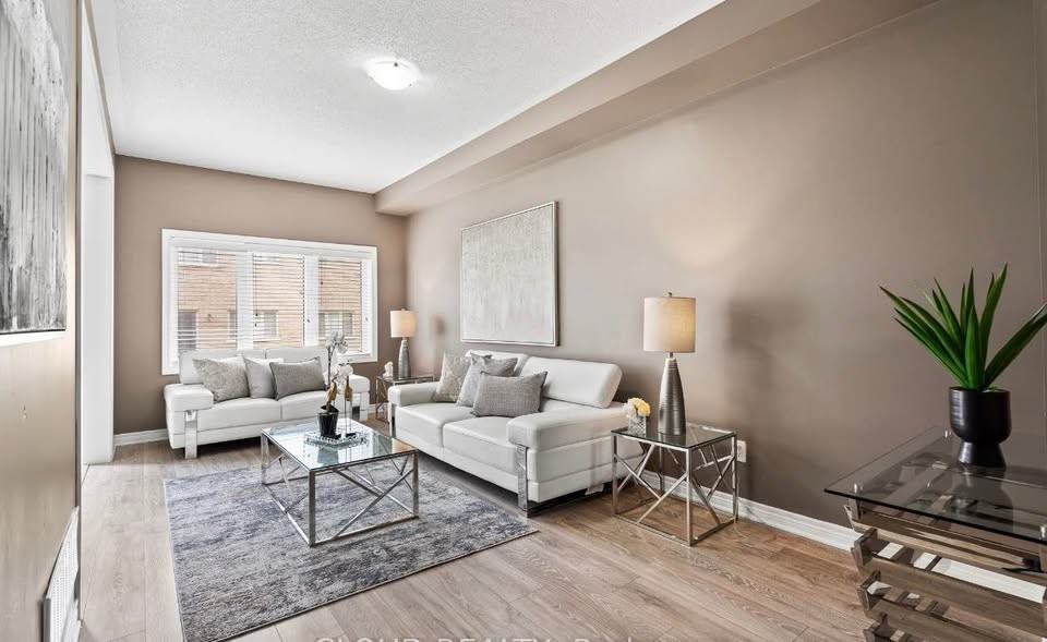 57 Sparkle Dr - Photo 4 of 22