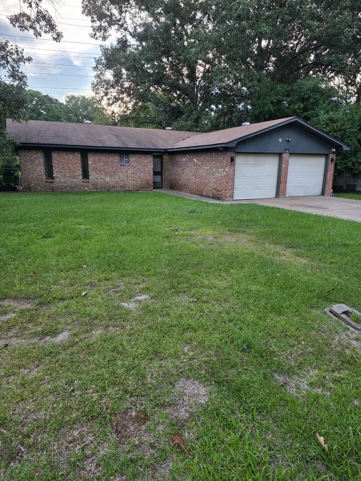1008 N Lee St #NA - Photo 5 of 41