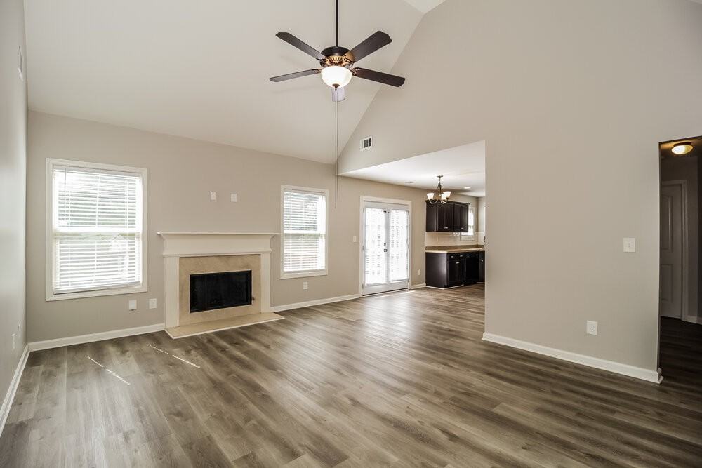 207 Depot Ln - Photo 4 of 17