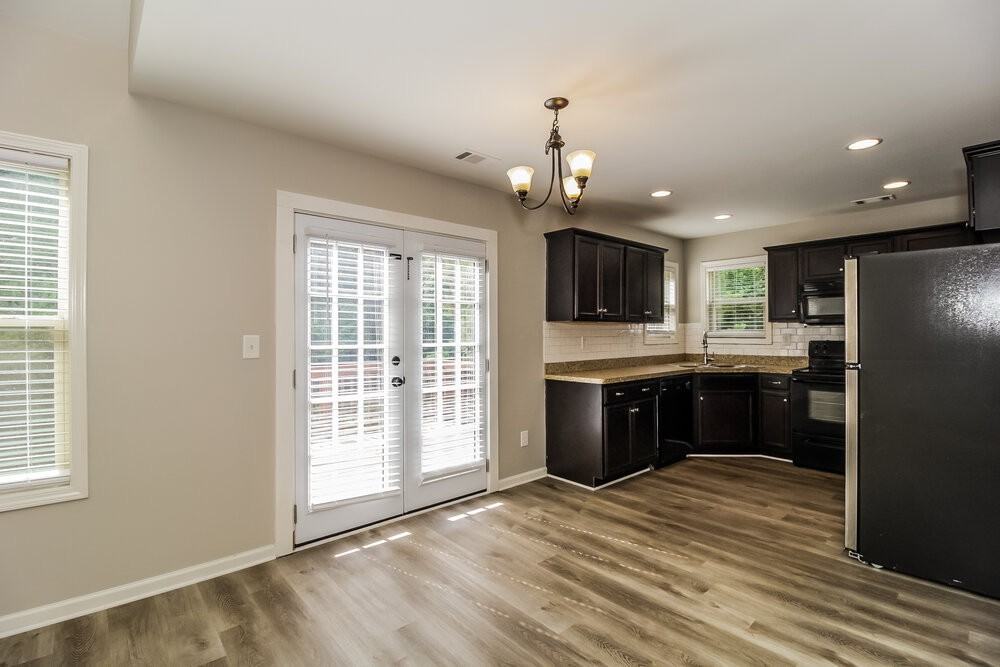207 Depot Ln - Photo 6 of 17