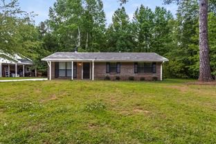5 Silverwood Dr - Photo 1 of 1
