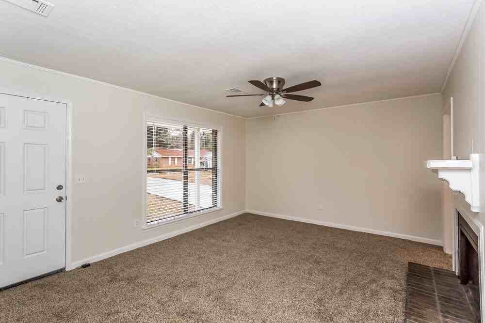 5 Silverwood Dr - Photo 4 of 15