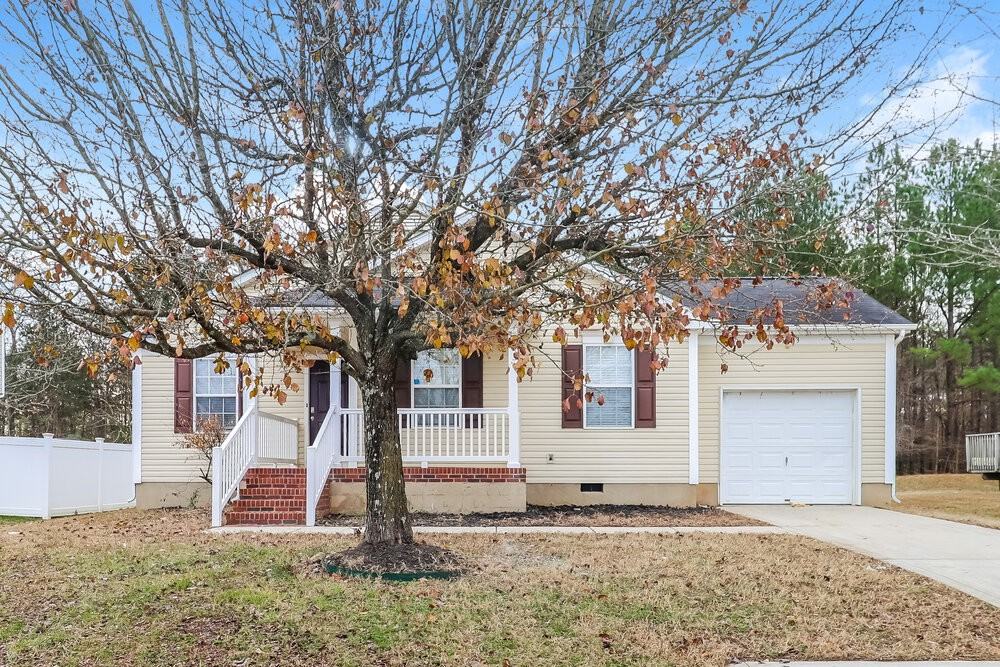 15123 Dehavilland Dr