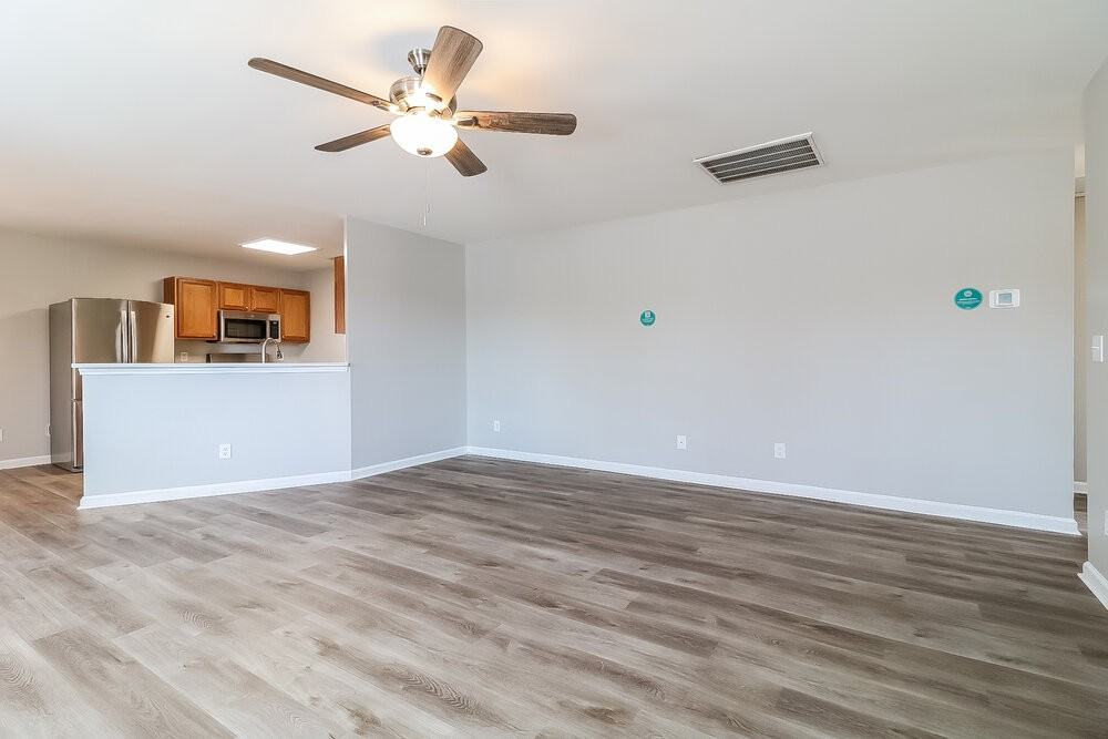 2826 Filbert St - Photo 6 of 21