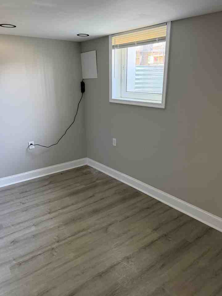 3627 Pulaski Highway - Photo 3 of 15