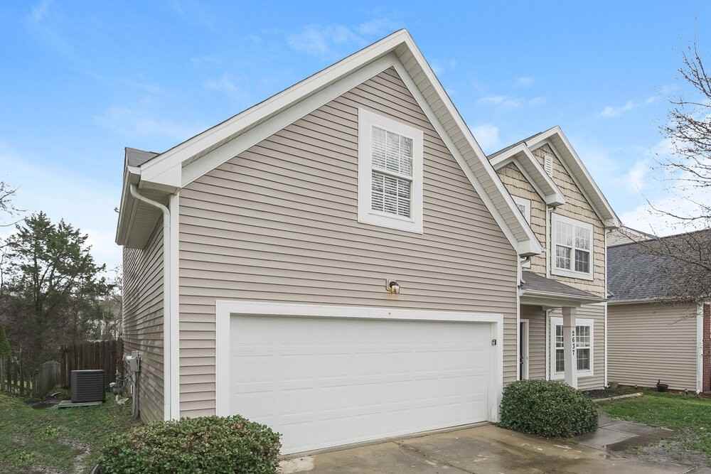 2637 Forest Grove Ct - Photo 3 of 17