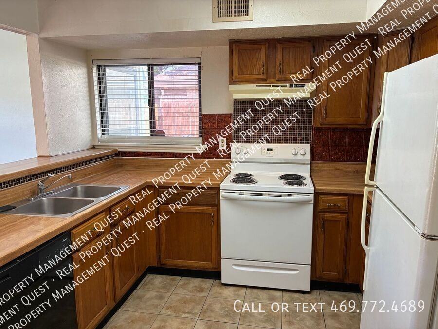 2402 Sunflower Dr - Photo 7 of 13