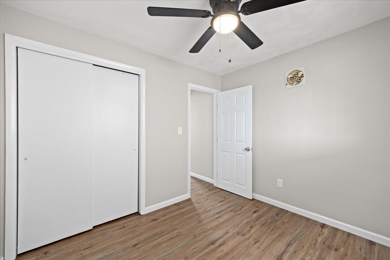 1000 Olive St #214 - Photo 6 of 8