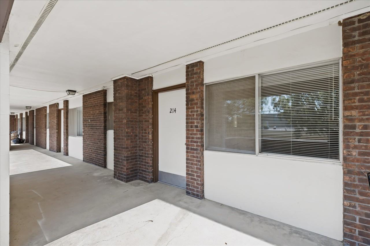 1000 Olive St #214 - Photo 7 of 8