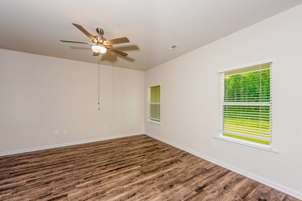 4537 Morgan Dr - Photo 6 of 19