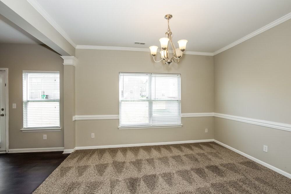 1733 Larne Cir - Photo 6 of 17