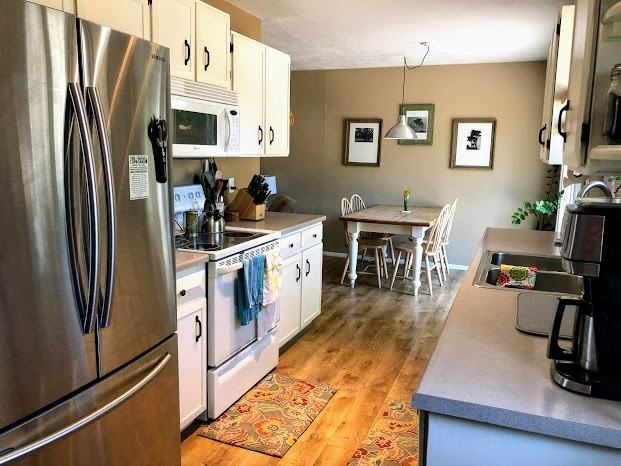 5900 Mars Dr - Photo 3 of 12