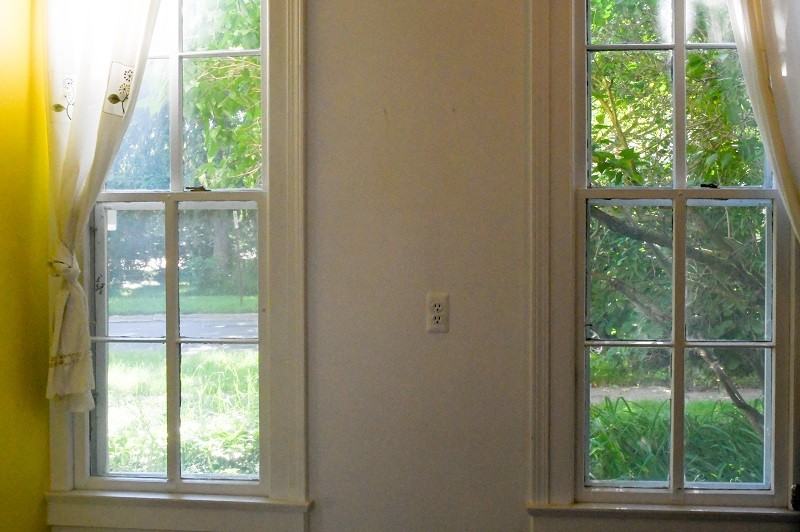 1103 W Huron St #1 - Photo 2 of 8
