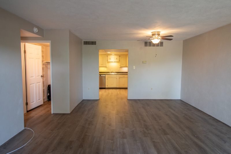 4511 Forest Ln - Photo 6 of 17