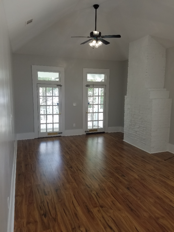 307 W 41st St - Photo 2 of 15