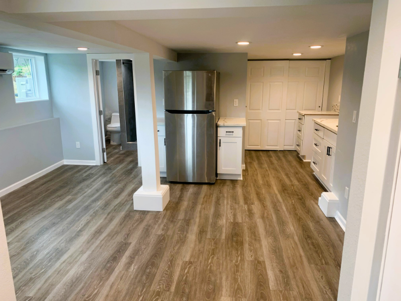618 11th St - Photo 3 of 11