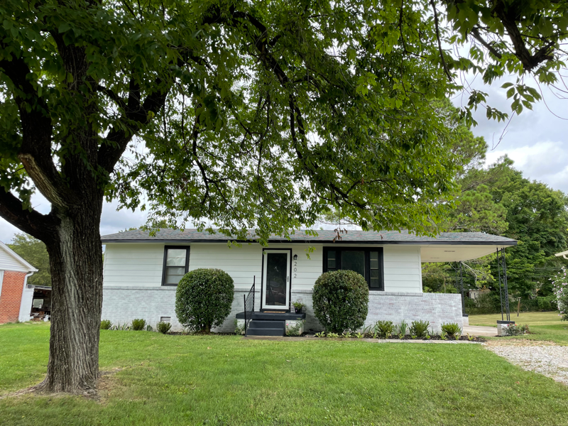 202 N James M Campbell Blvd