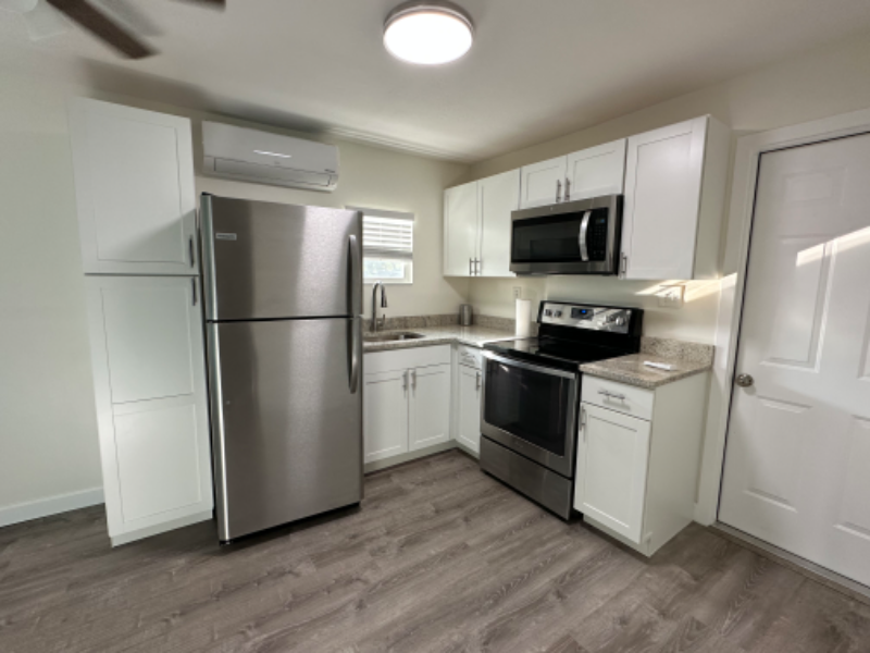 816 10th St Sw - Photo 2 of 8