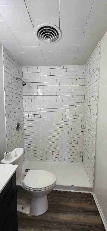 2511 8th St #LEFT - Photo 2 of 17