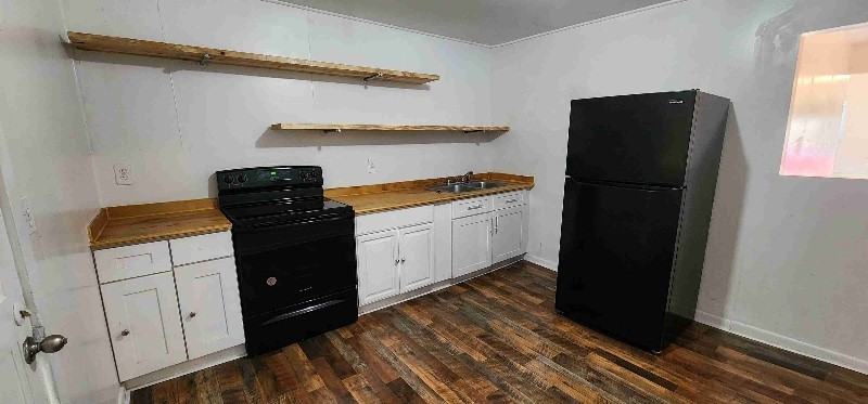 2511 8th St #LEFT - Photo 3 of 17