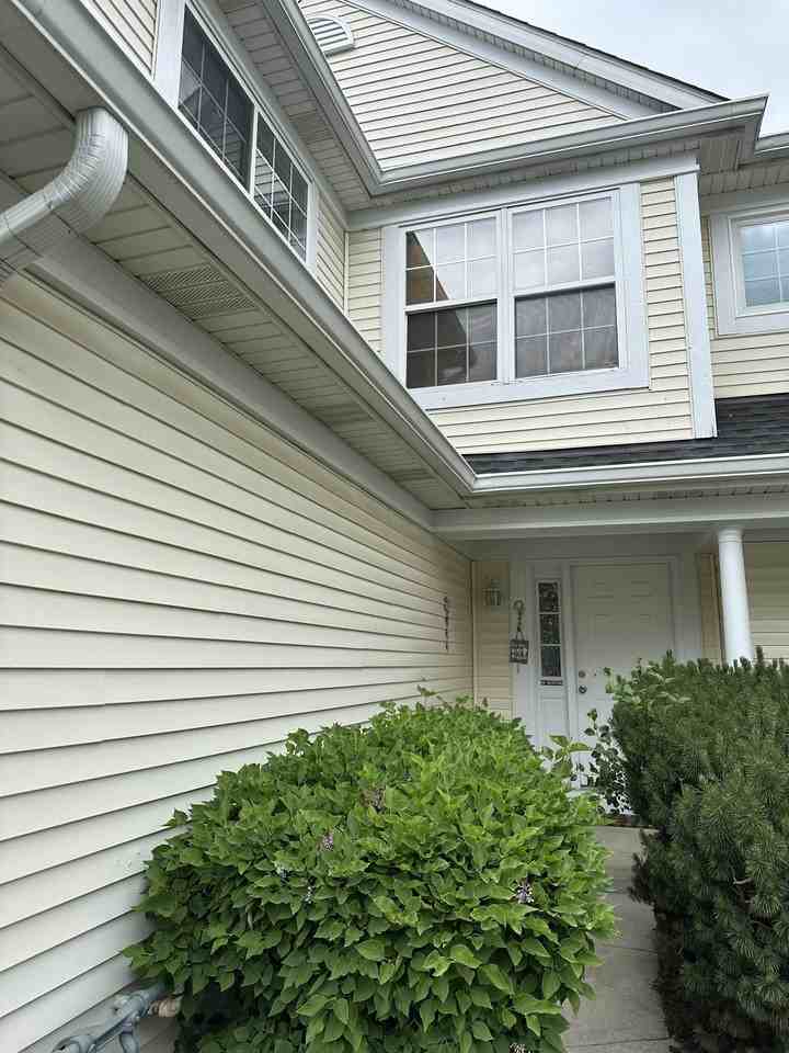 127 Tara Ln - Photo 2 of 18