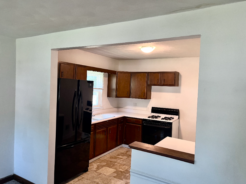 912 State St #912 - Photo 2 of 15